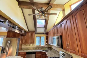 1602 Zeuger St, Pittsburgh, PA 15116 - Photo 14