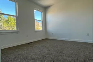 228 Mayflower St, Pittsburgh, PA 15206 - Photo 14