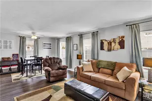 212 Johnston Dr, Ellwood City, PA 16117 - Photo 2