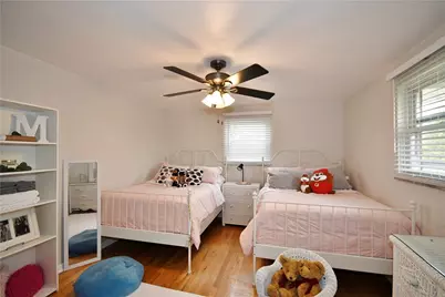 417 Beckman Dr, McKeesport, PA 15132 - Photo 12