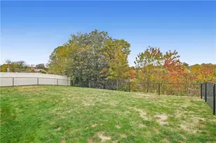 417 Beckman Dr, McKeesport, PA 15132 - Photo 4