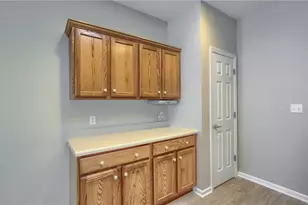 2051 Winchester Ct, Connoquenessing Township, PA 16053 - Photo 16