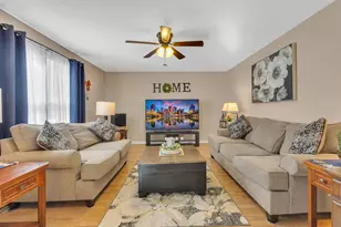 243 Edgewood Dr, Brighton Township, PA 15009 - Photo 12