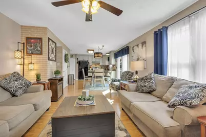 243 Edgewood Dr, Brighton Township, PA 15009 - Photo 14