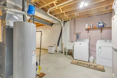 243 Edgewood Dr, Brighton Township, PA 15009 - Photo 28