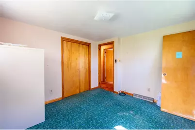 217 W 6th Ave, Derry Boro, PA 15627 - Photo 12
