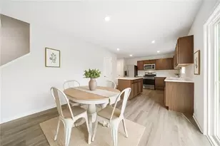 4122 Woodland Ave, South Park, PA 15129 - Photo 4