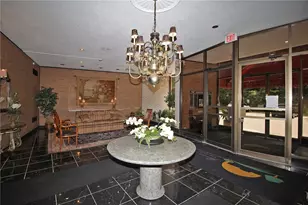 1150 Bower Hill, Pittsburgh, PA 15243 - Photo 2