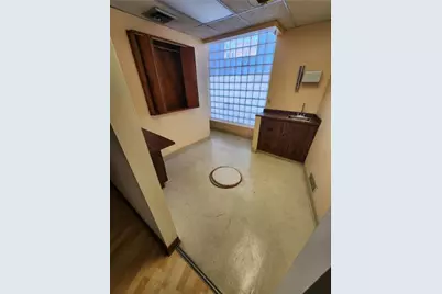 6300 Forward Ave, Pittsburgh, PA 15217 - Photo 12