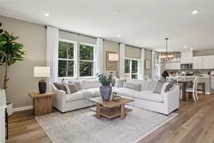 121 Victoria Dr, Findlay Township, PA 15108 - Photo 4