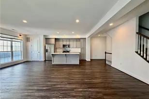 2122 Westcott Ln, South Fayette, PA 15017 - Photo 8