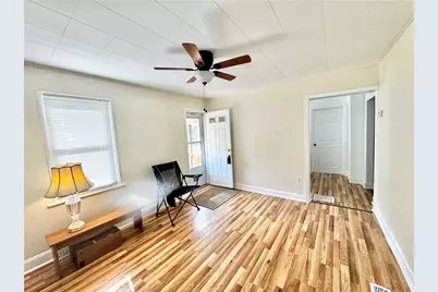 70 Mancha St, North Bethlehem, PA 15330 - Photo 6