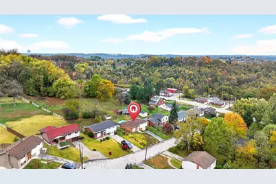 112 Kollar Dr, Liberty Boro, PA 15133 - Photo 2