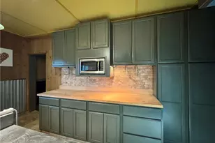 912 Keisterville Rd, Menallen Township, PA 15449 - Photo 4