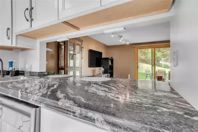 6 Hennig Dr, Pittsburgh, PA 15236 - Photo 20