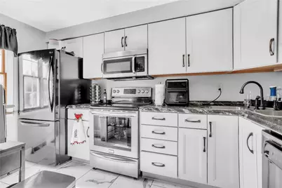 6 Hennig Dr, Pittsburgh, PA 15236 - Photo 16