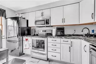 6 Hennig Dr, Pittsburgh, PA 15236 - Photo 16