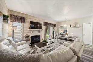 2405 Swiss Mountain Dr, Seven Springs, PA 15622 - Photo 2