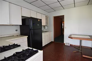 613 E 19th Ave, Munhall, PA 15120 - Photo 14