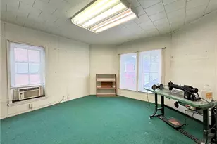 439 S Maple Ave, Greensburg, PA 15601 - Photo 14