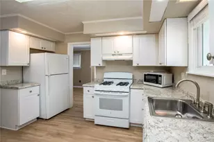 308 Monongahela Ave, Elizabeth Twp/Boro, PA 15037 - Photo 2