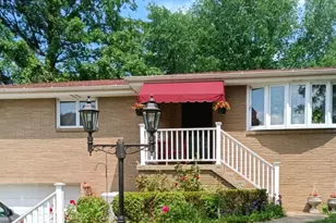 1406 Greentree Rd, Scott Township, PA 15220 - Photo 1