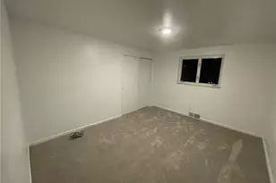 1406 Greentree Rd, Scott Township, PA 15220 - Photo 8