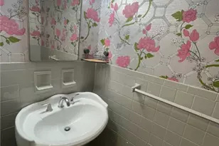 1406 Greentree Rd, Scott Township, PA 15220 - Photo 14