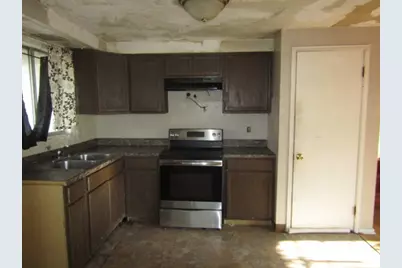 713 Washington St, Aliquippa, PA 15001 - Photo 12