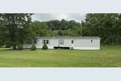 264 Hanover Kendall Rd, Hanover Township, PA 15026 - Photo 1