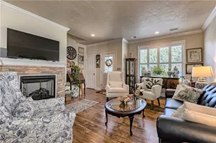 314 N Tuscan Way, Hempfield Township, PA 15601 - Photo 18