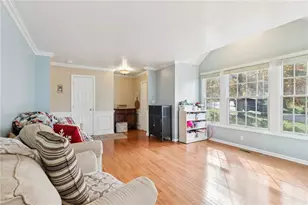 1023 Woodridge Dr, North Strabane, PA 15317 - Photo 14