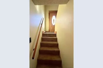 1239 Old State Rd, Kiskiminetas Township, PA 15613 - Photo 12