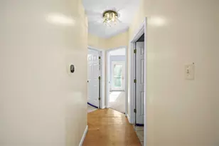 162 Old Village Ln, Bethel Park, PA 15102 - Photo 12