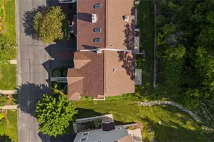 162 Old Village Ln, Bethel Park, PA 15102 - Photo 24