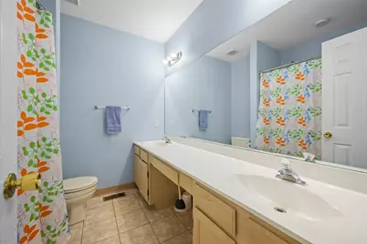 162 Old Village Ln, Bethel Park, PA 15102 - Photo 14