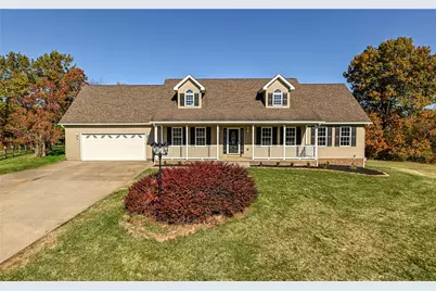 2401 Muzzy Dr, Shenango Township, PA 16101 - Photo 1