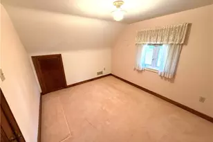 833 E Hill Dr, New Kensington, PA 15068 - Photo 18