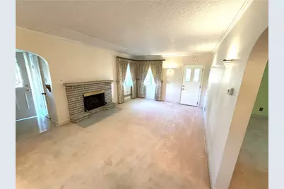 833 E Hill Dr, New Kensington, PA 15068 - Photo 8