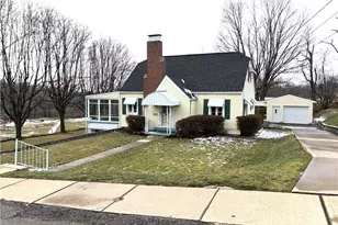 833 E Hill Dr, New Kensington, PA 15068 - Photo 1