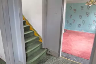 300 Winston St, Pittsburgh, PA 15207 - Photo 6