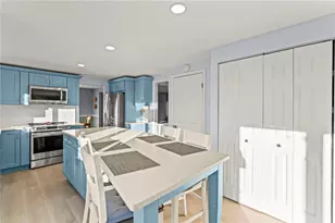 1256 Manor Dr, Pittsburgh, PA 15241 - Photo 10