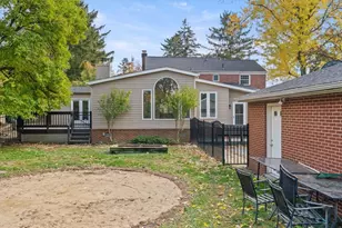 201 Dorseyville Rd, Pittsburgh, PA 15215 - Photo 36