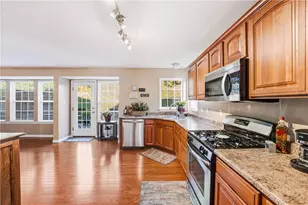 104 Broadstone Dr, Adams Township, PA 16046 - Photo 6