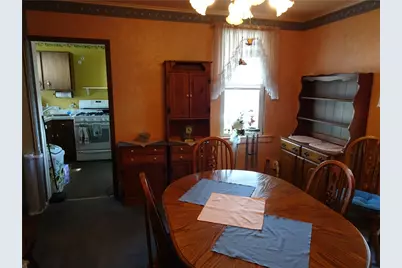 228 S 3rd St, Youngwood, PA 15697 - Photo 14