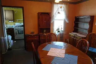 228 S 3rd St, Youngwood, PA 15697 - Photo 14