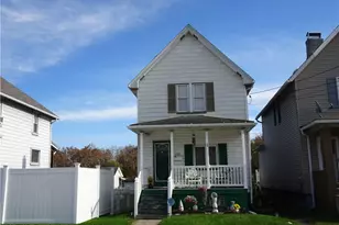 228 S 3rd St, Youngwood, PA 15697 - Photo 2