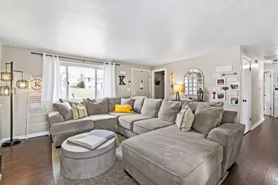 1075 Fiddleback Dr, Kennedy Township, PA 15136 - Photo 8