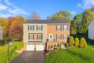 3015 Shawnee Ct, Hampton, PA 15044 - Photo 1