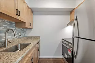 320 Fort Duquesne Blvd, Pittsburgh, PA 15222 - Photo 10